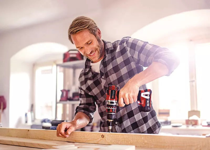 PROFESSIONAL Cordless Impact Drill TP-CD 18/50 Li-i BL (2.0 + 4.0 Ah)